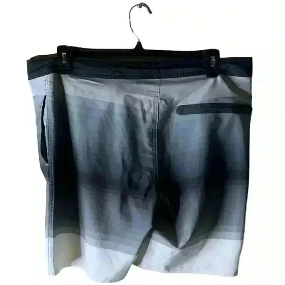 No Boundaries Short Mens Size 36 Swimwear Athletic Board Short - Picture 2 of 8